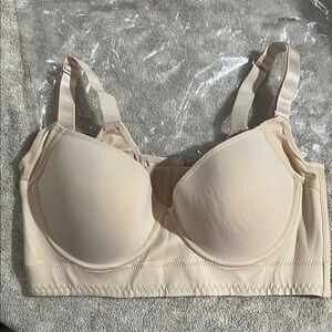Women's Cream Bra 38D